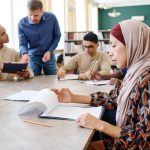 Les formations linguistiques de l&rsquo;Office français de l&rsquo;immigration et de l&rsquo;intégration (Ofii) en ligne sur TMF